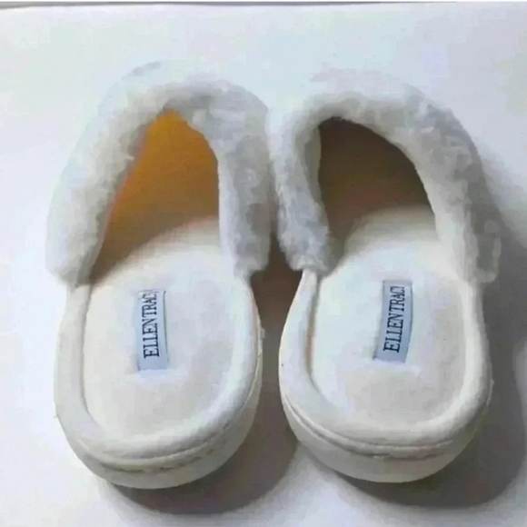 Ellen Tracy Cream Textured Slippers - Picture 3 of 9